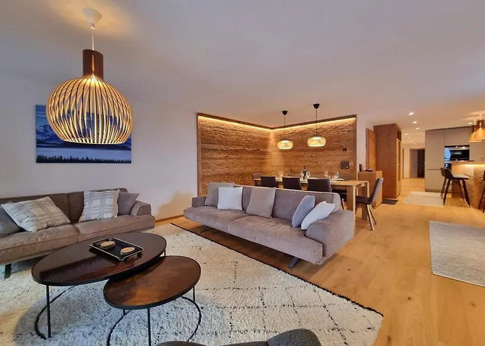 Berghof 2nd Floor Зас-Фе