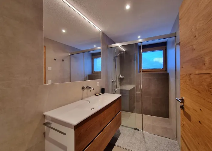 Berghof 2nd Floor Зас-Фе